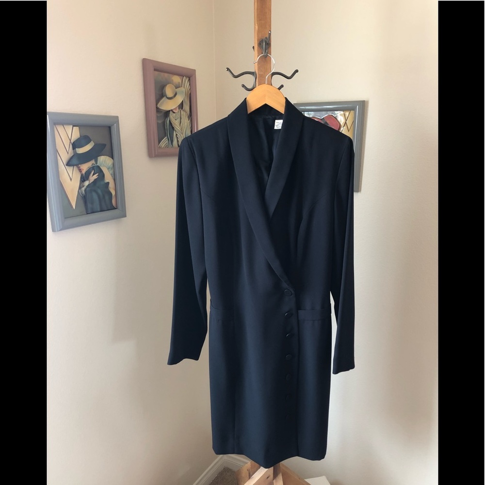 Black Fitted Polyester Dress - image 3